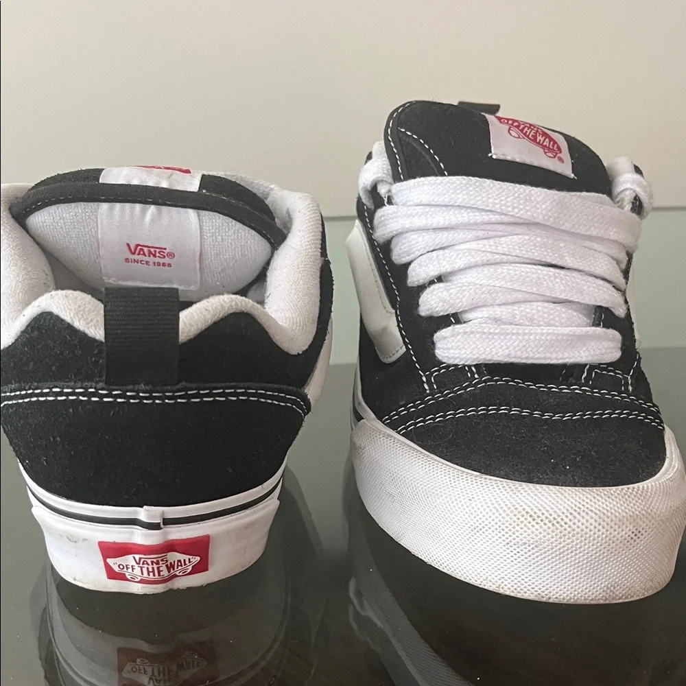 Vans Knu-Skool Black True White Sneakers VN0009QC6BT1 - Picture 10 of 10